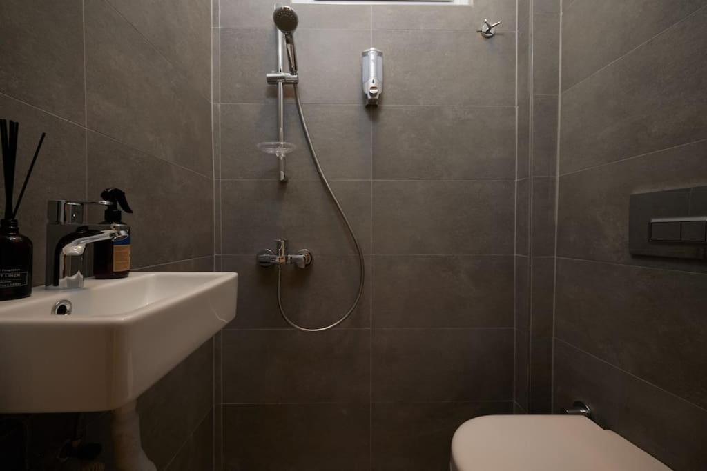 Spacious 6br 3bath Ac In Center - Santur D5-6 Apartament *